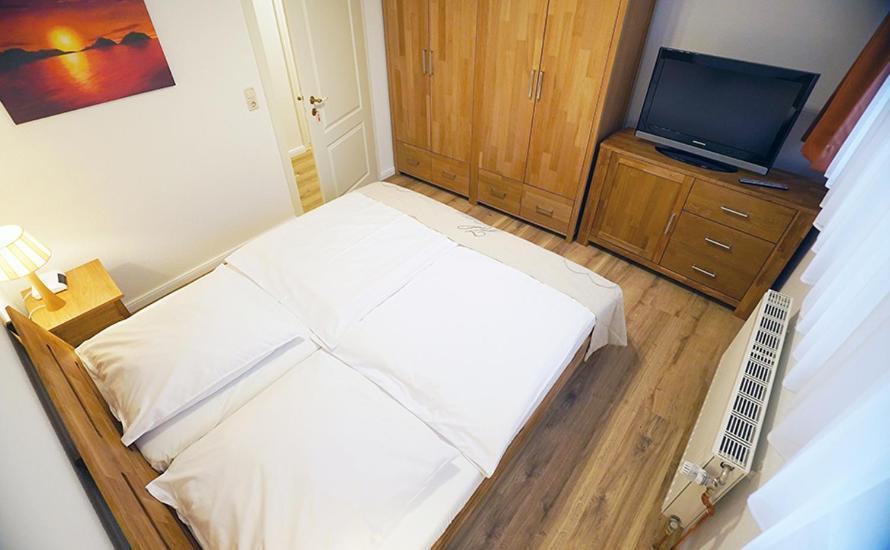 Hotel Waldhalle メルン エクステリア 写真