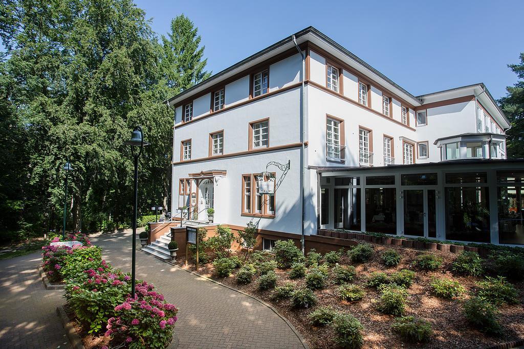 Hotel Waldhalle メルン エクステリア 写真