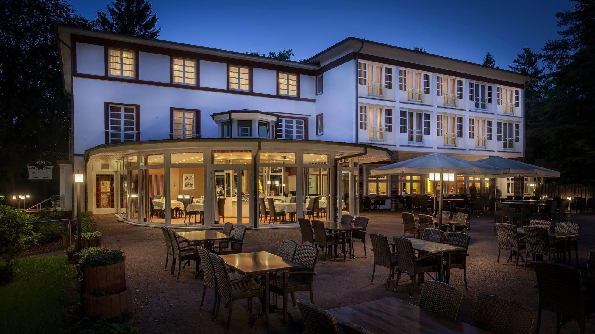 Hotel Waldhalle メルン エクステリア 写真